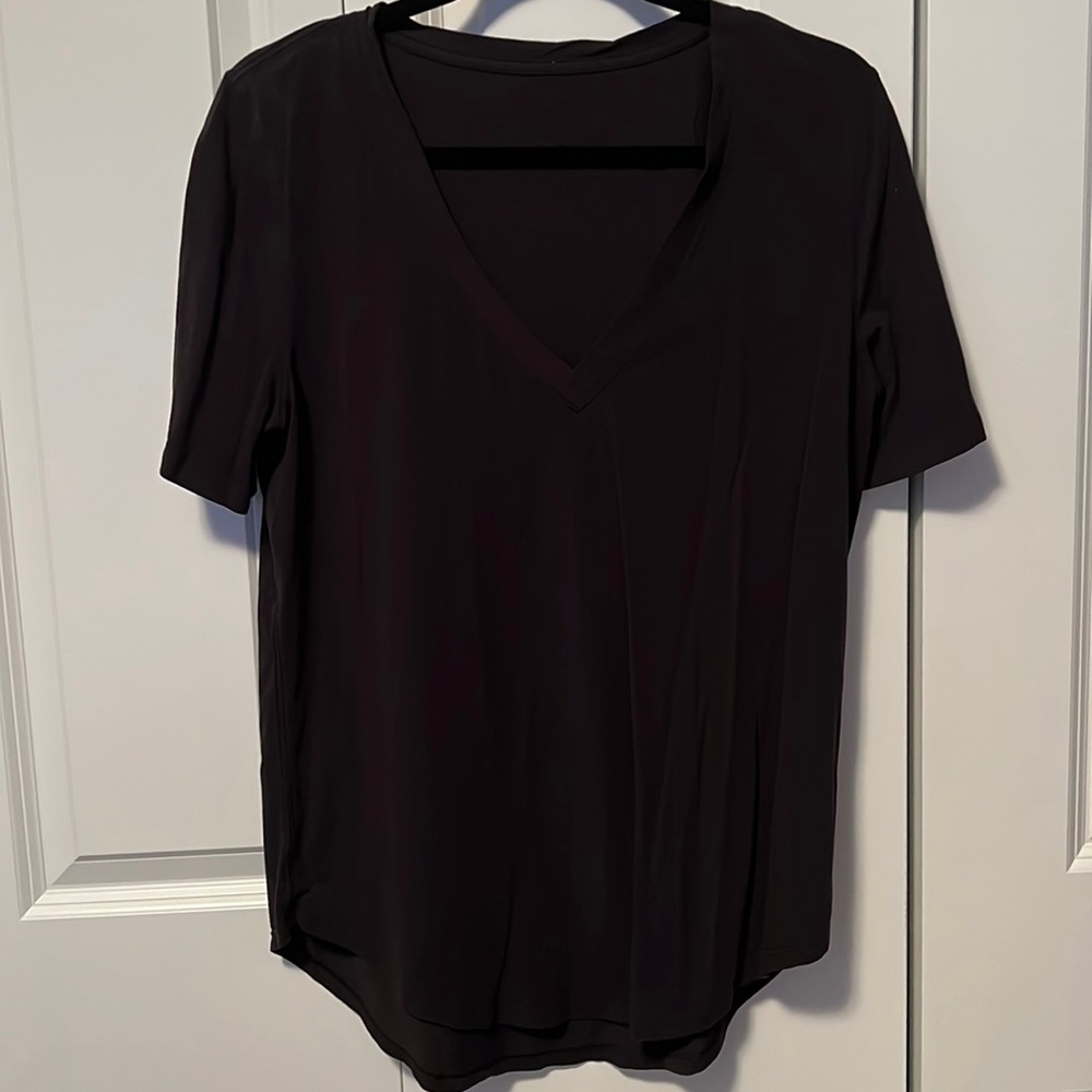 LULULEMON T-shirt. Black color. Size Large (no tag)